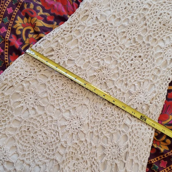 Vintage 70s one of a kind crochet dress - Picture 9 of 16